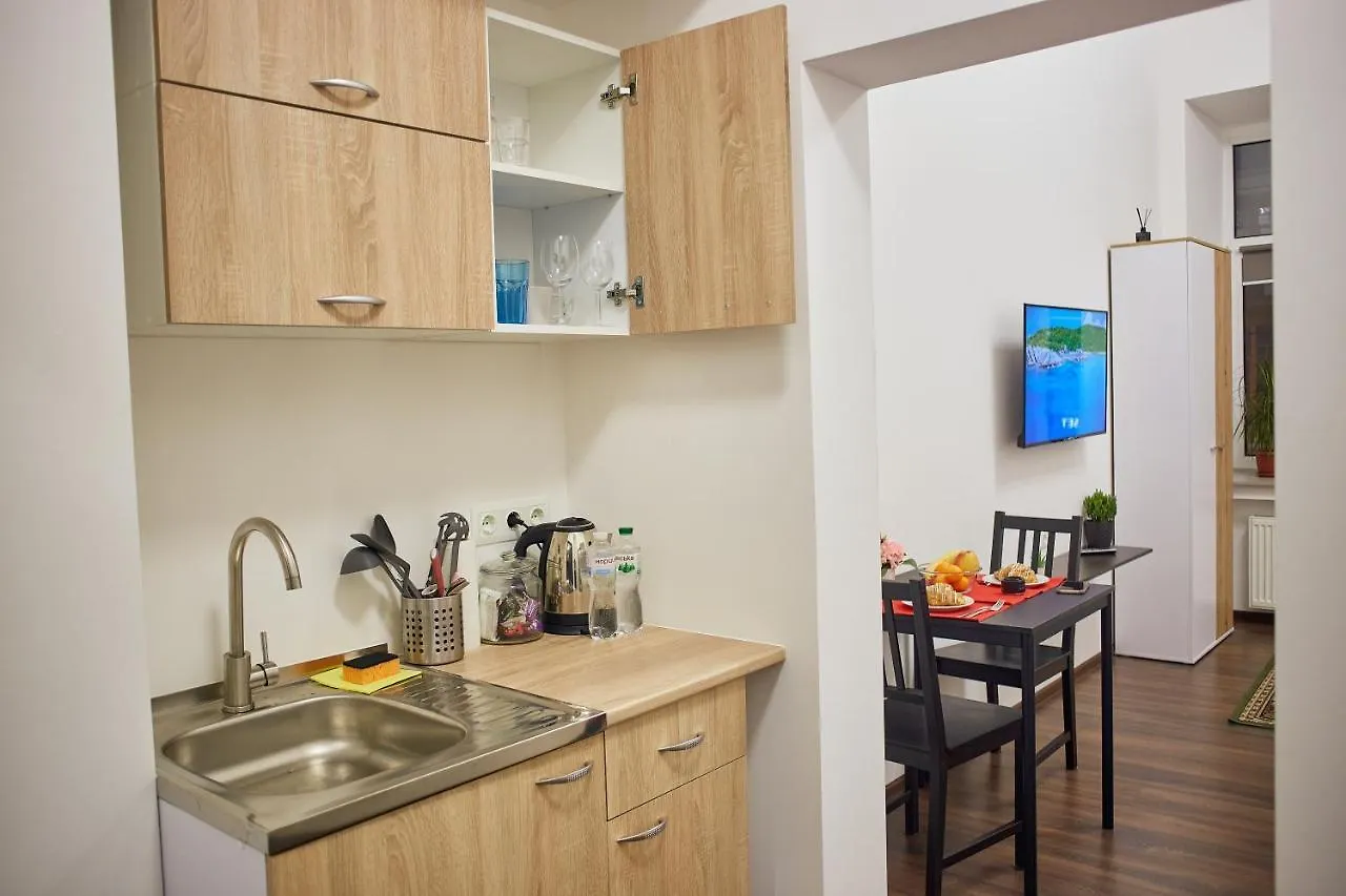 Rv Old City Apartment Velyka Vasylkivska 28 Self Check-In 24Х7 Kijev 0*,